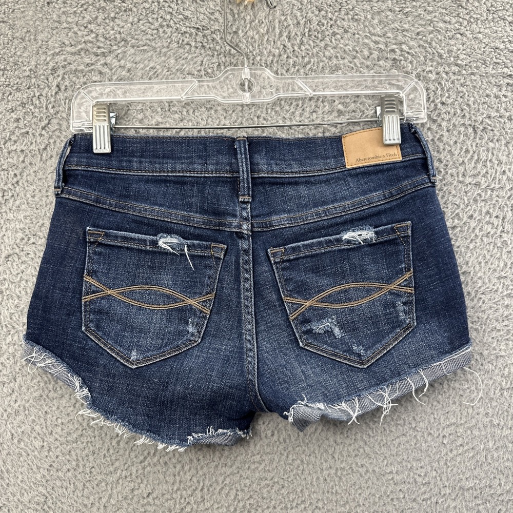 Y2K Abercrombie & Fitch Low Rise Denim Jean‎ Shorts 2" Cuffed Distressed Women 2 - Picture 2 of 7